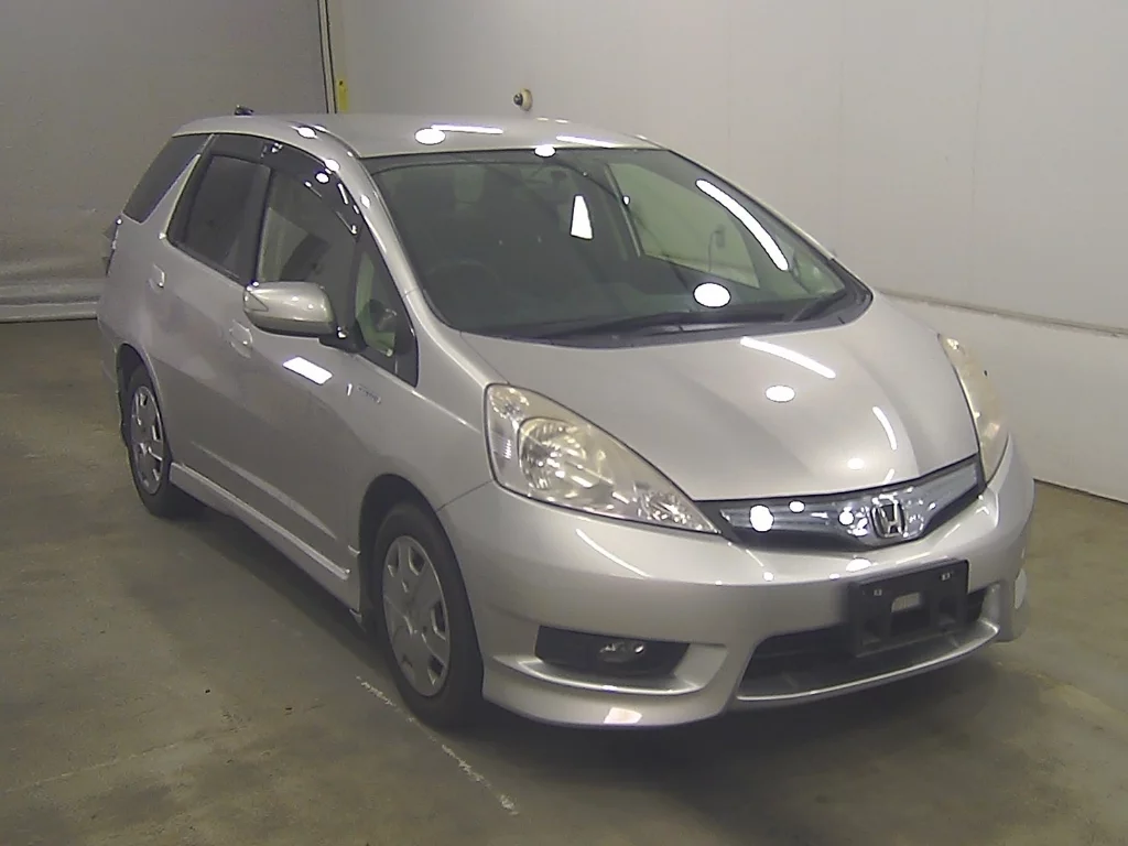 Honda Fit Shuttle GP2 2013